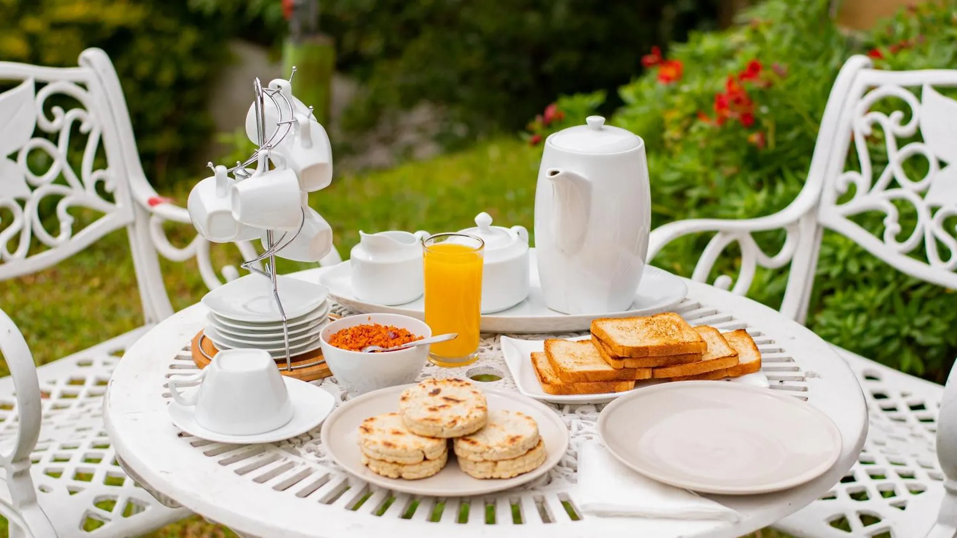 Hotel Hillneliya Resort Nuwara Eliya